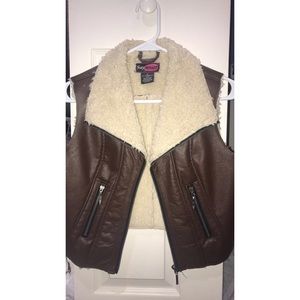 say what leather cropped vest